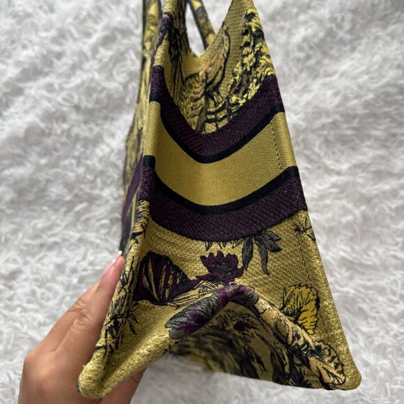 CHRISTIAN DIOR Canvas Embroidered Medium Dioriviera Toile De Jouy Book Tote Mult - Picture 8 of 13